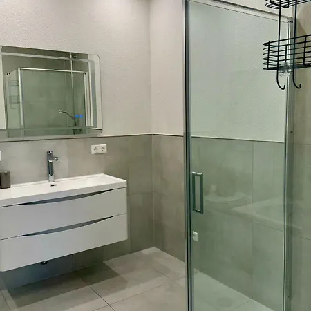 Ail Hall Apartment